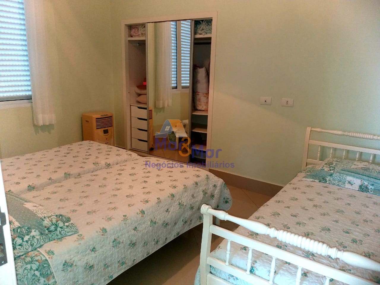 Apartamento-4-dormitorios-Pitangueiras