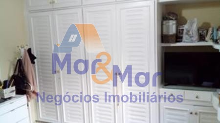 Apartamento na Praia das Pitangueiras, Guarujá - SP