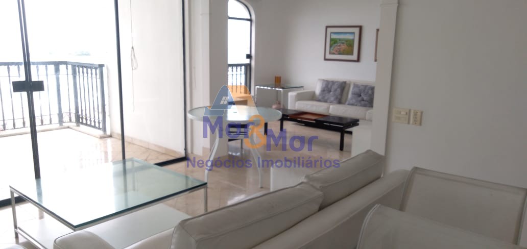 Apartamento Frente ao Mar nas Pitangueiras, Guarujá - SP