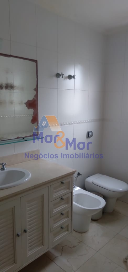 Apartamento Frente ao Mar nas Pitangueiras, Guarujá - SP