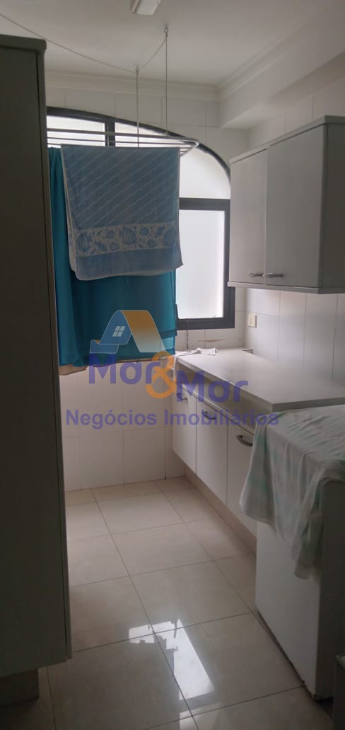Apartamento Frente ao Mar nas Pitangueiras, Guarujá - SP