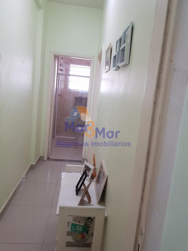 Apartamento na Praia das Pitangueiras, Guarujá - SP