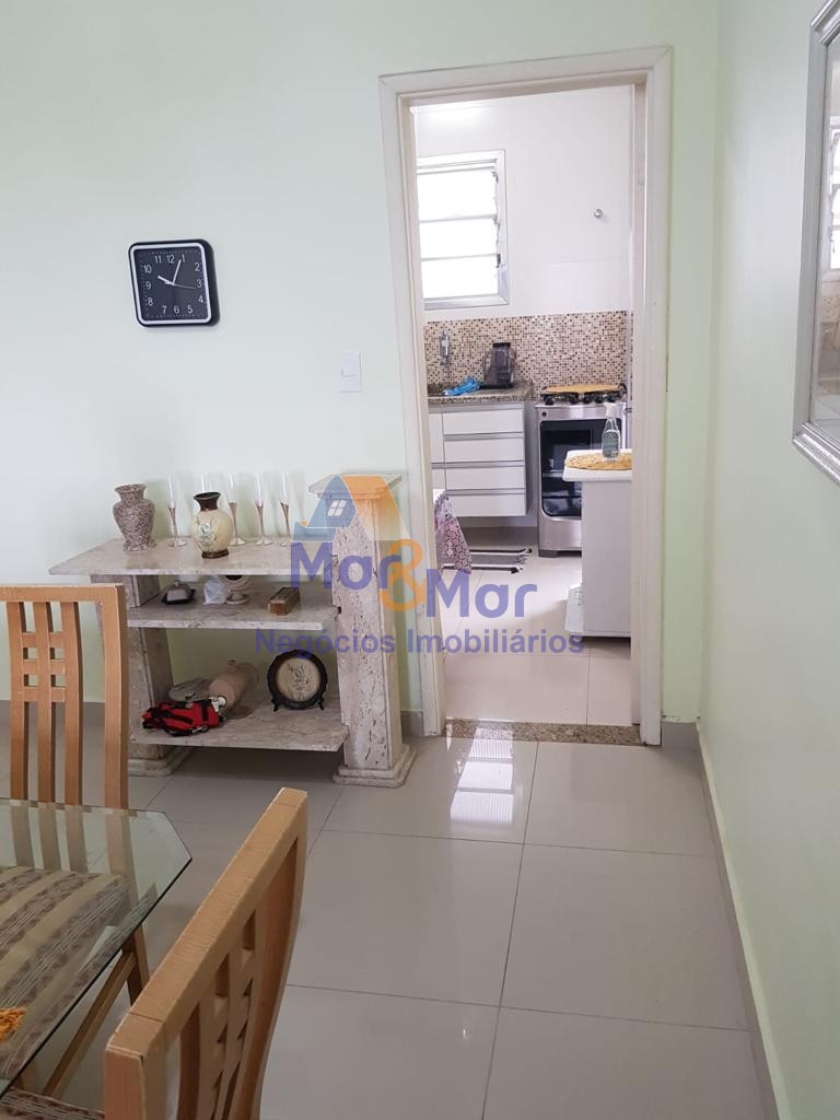 Apartamento na Praia das Pitangueiras, Guarujá - SP