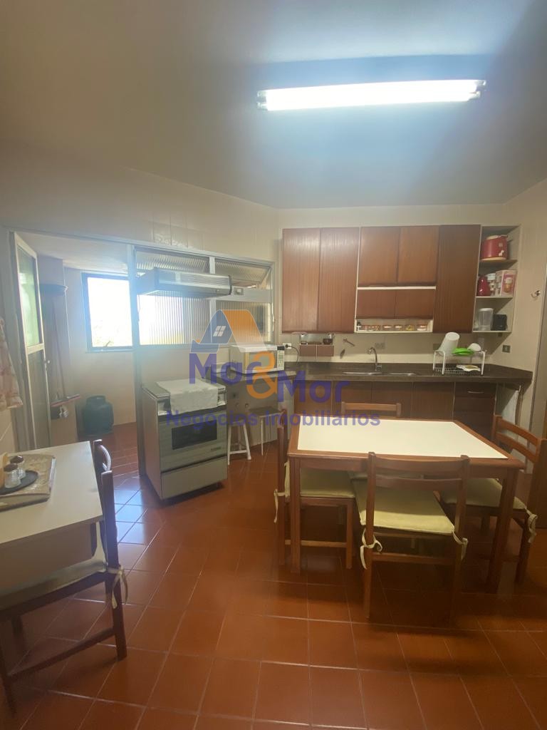 Apartamento Frente ao Mar, Praia das Astúrias, Guarujá - SP