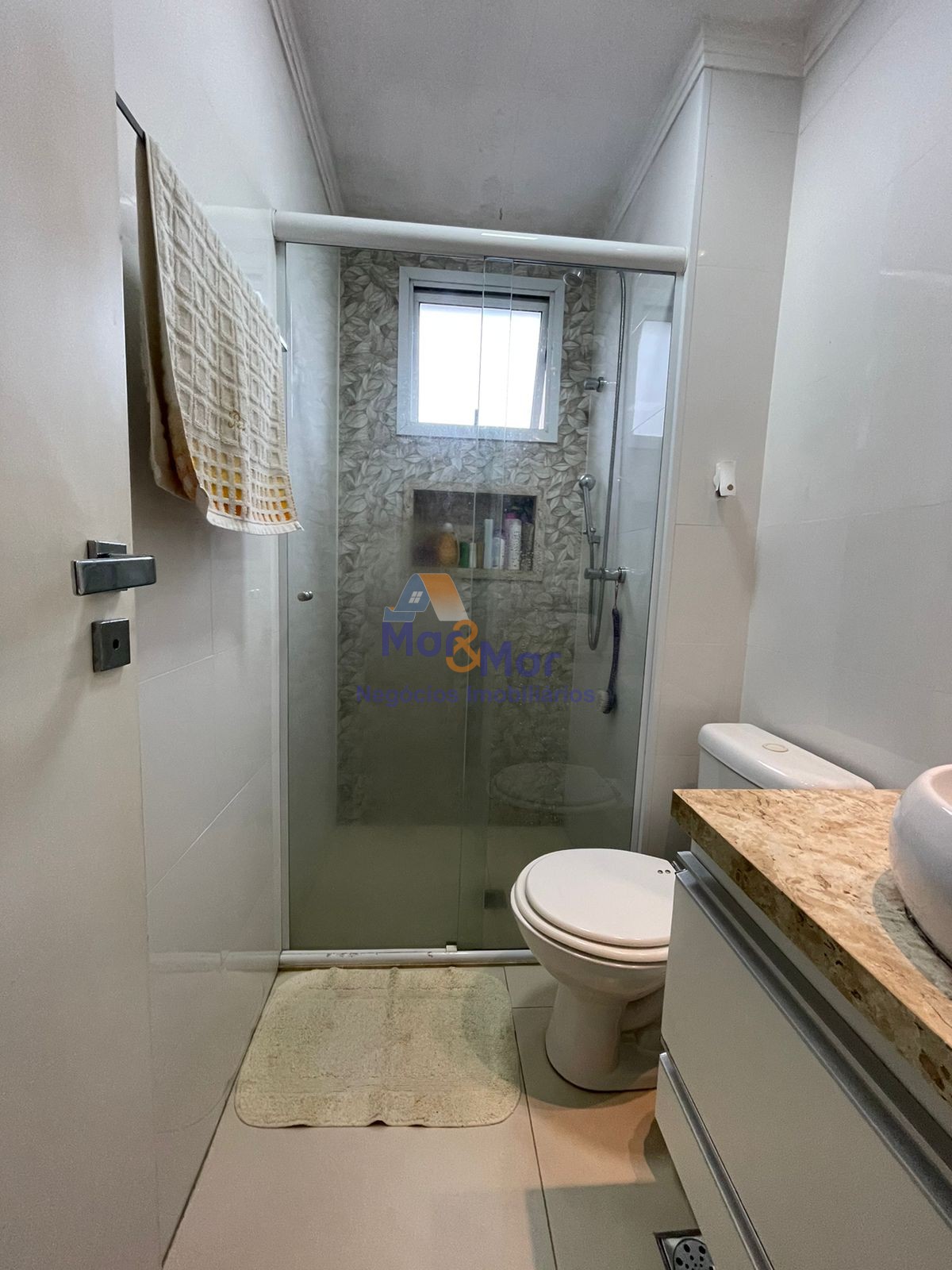 Apartamento na Praia das Astúrias, Guarujá - SP