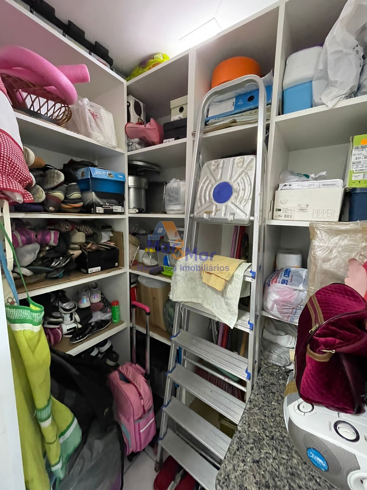 Apartamento na Praia das Astúrias, Guarujá - SP