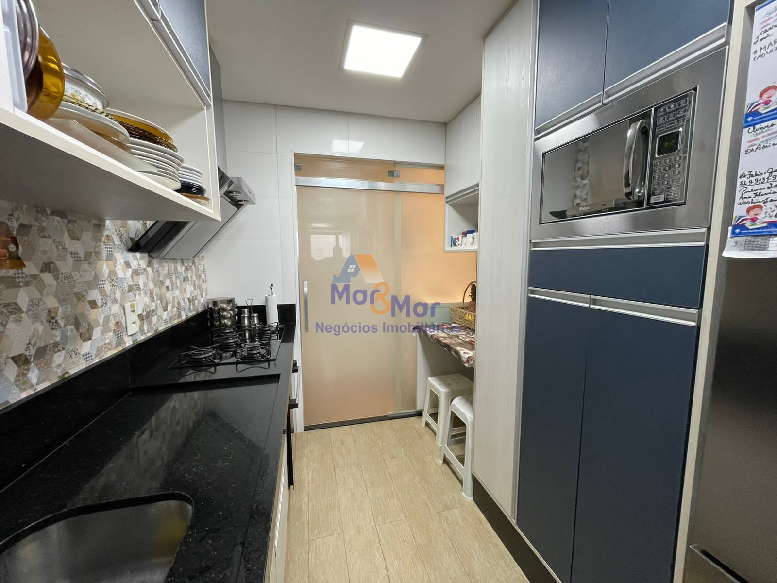 Apartamento na Praia das Astúrias, Guarujá - SP