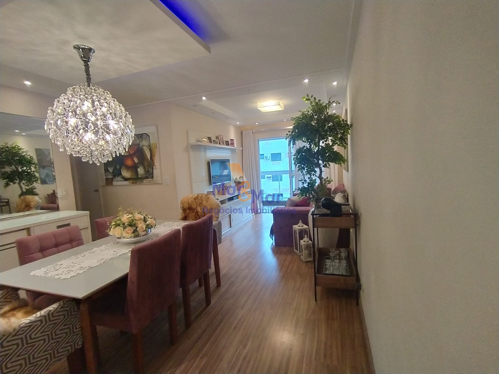Apartamento na Praia das Astúrias, Guarujá - SP