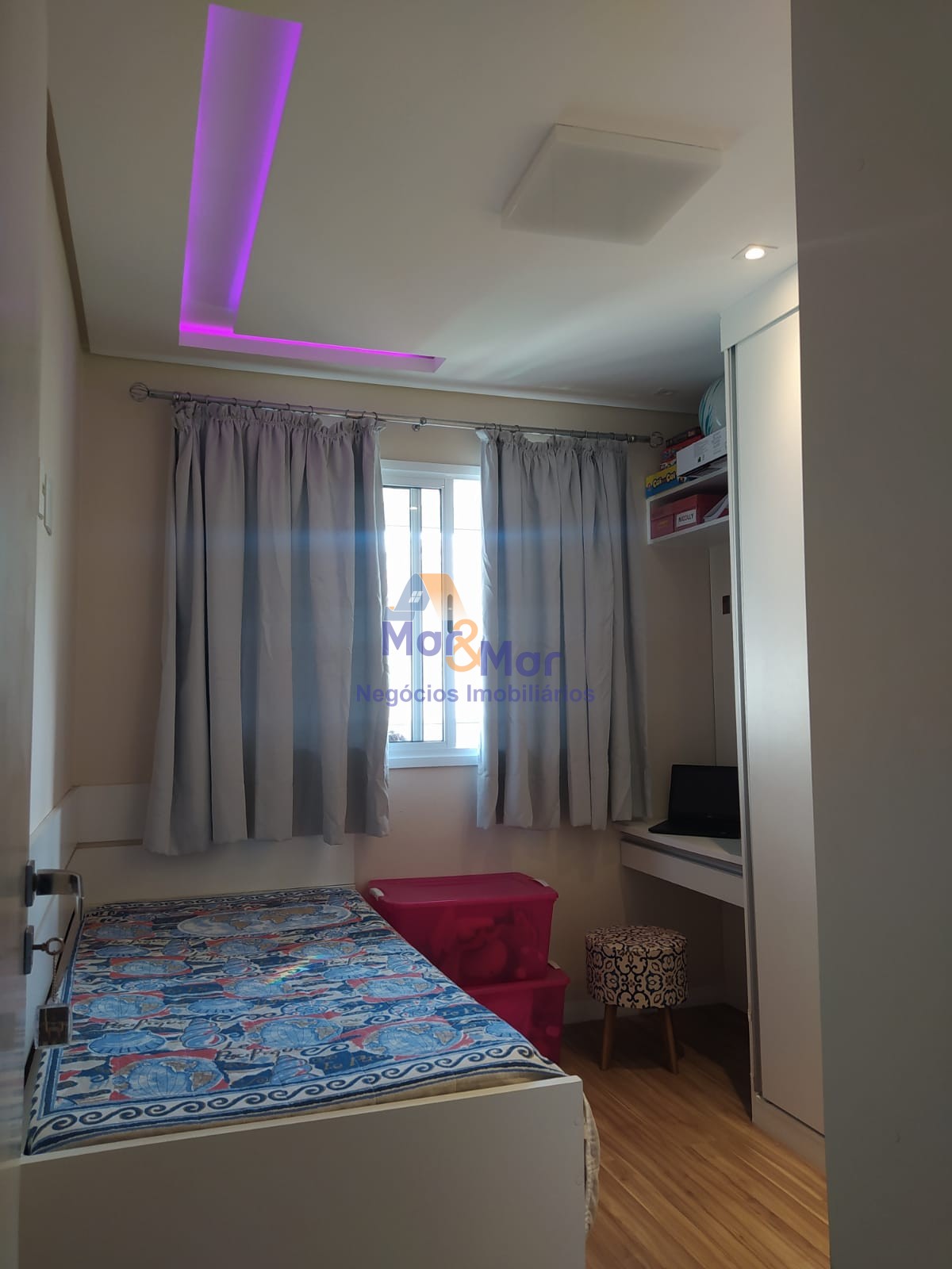 Apartamento na Praia das Astúrias, Guarujá - SP