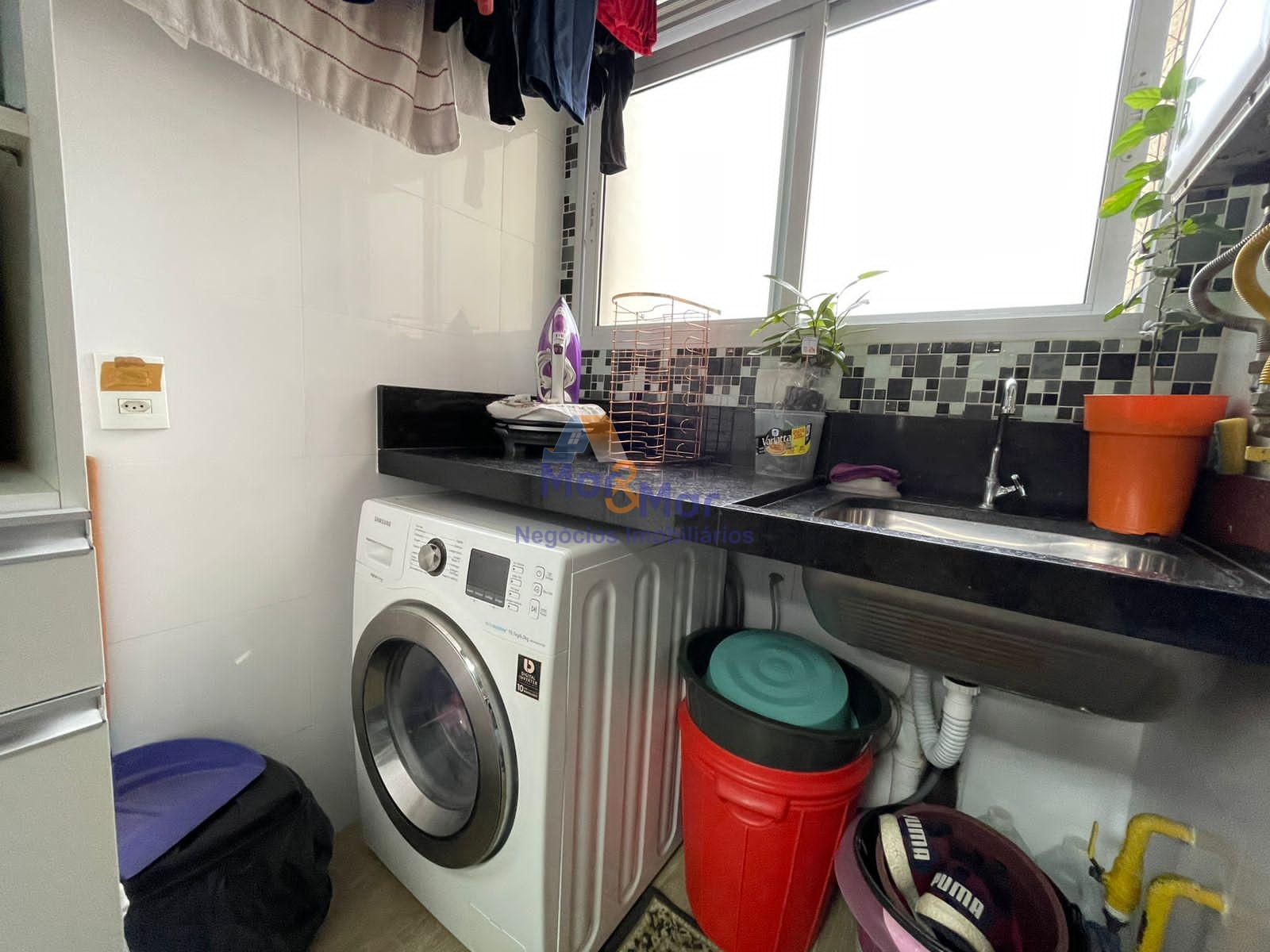 Apartamento na Praia das Astúrias, Guarujá - SP