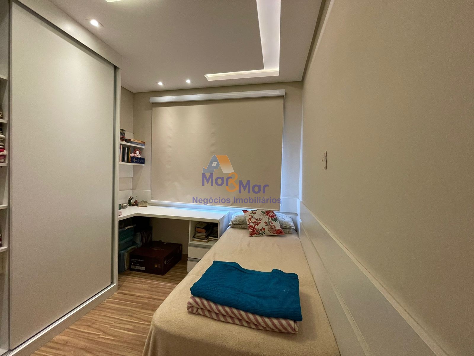 Apartamento na Praia das Astúrias, Guarujá - SP