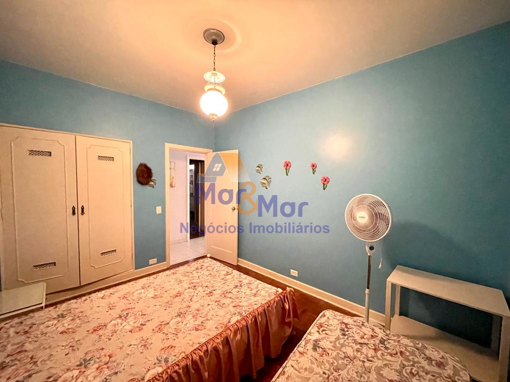 Apartamento na Praia das Pitangueiras, Guarujá - SP