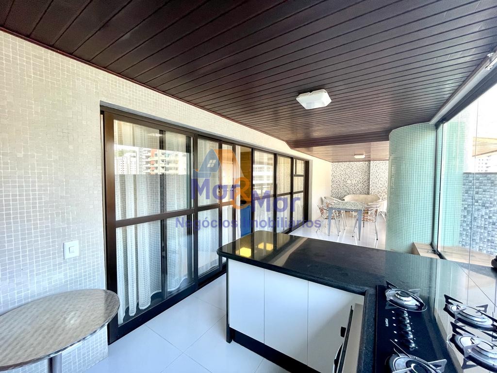 Apartamento na Praia das Pitangueiras, Guarujá - SP