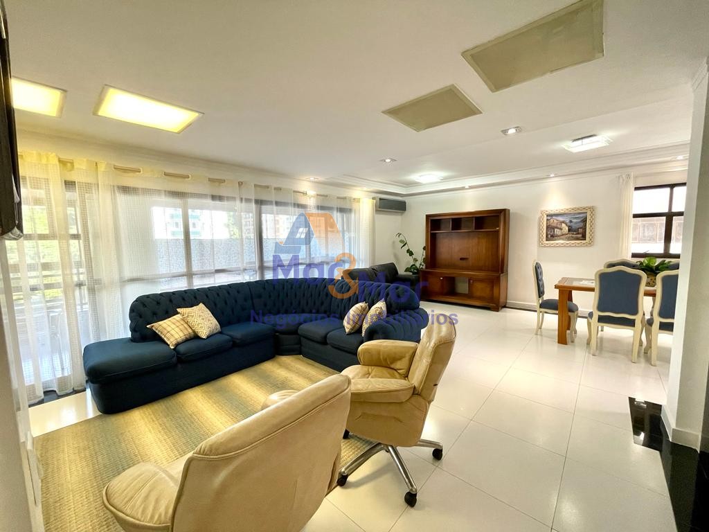 Apartamento na Praia das Pitangueiras, Guarujá - SP