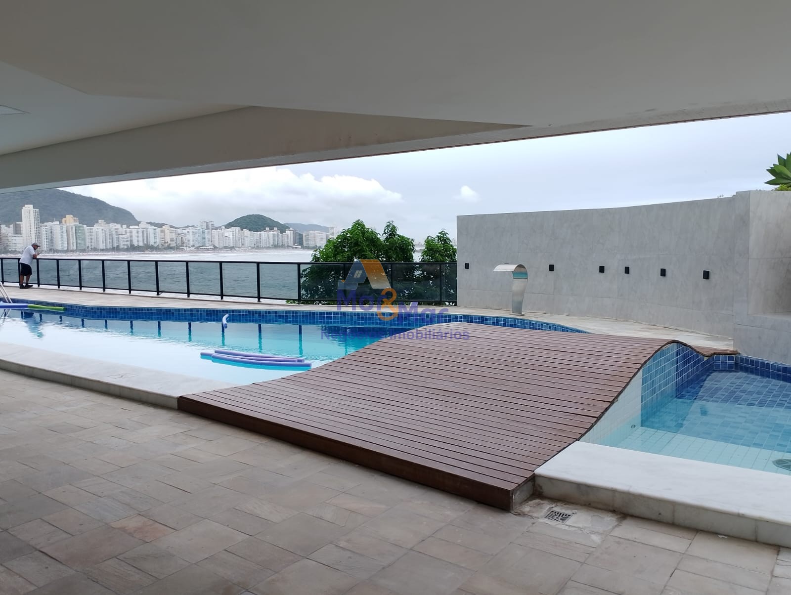 Apartamento GUARUJÁ - SP