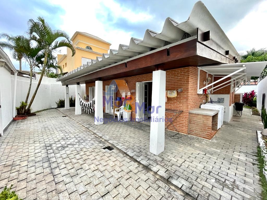 Casa em alvenaria GUARUJÁ - SP