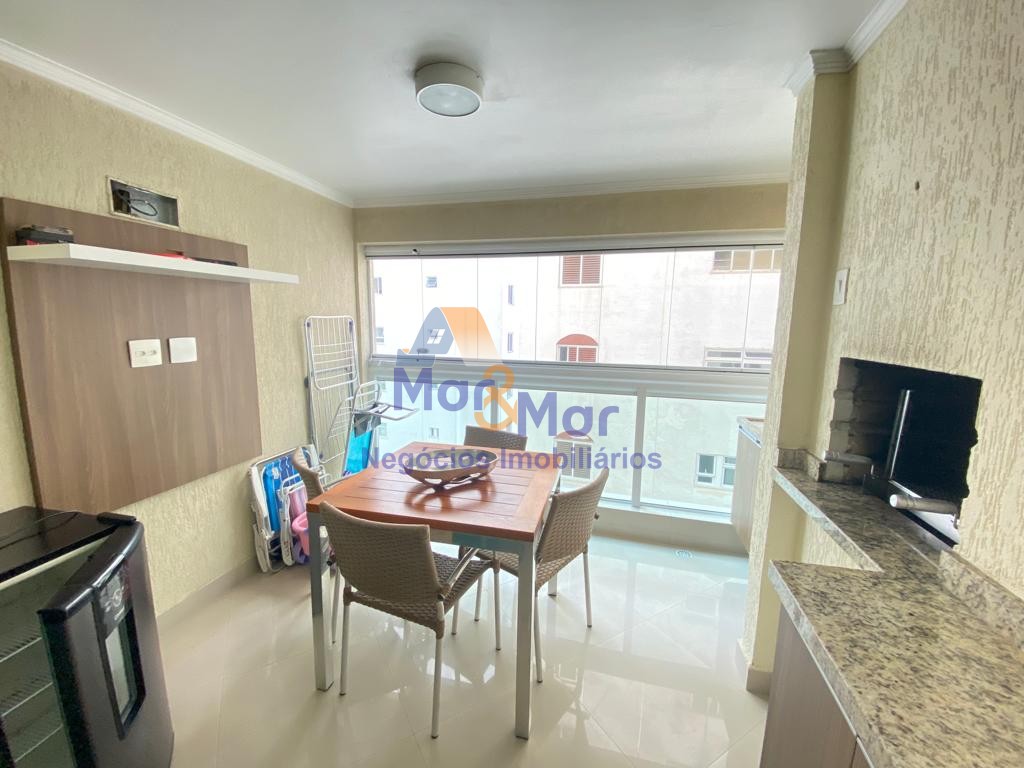 Apartamento na Praia das Pitangueiras, Guarujá - SP