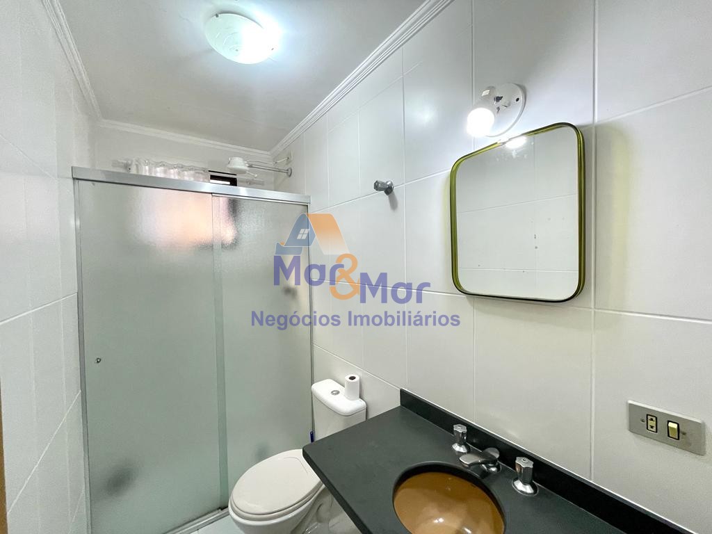 Apartamento na Praia da Enseada, Guarujá - SP