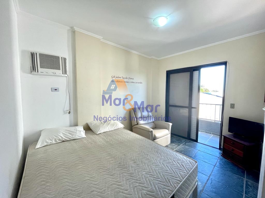 Apartamento na Praia da Enseada, Guarujá - SP