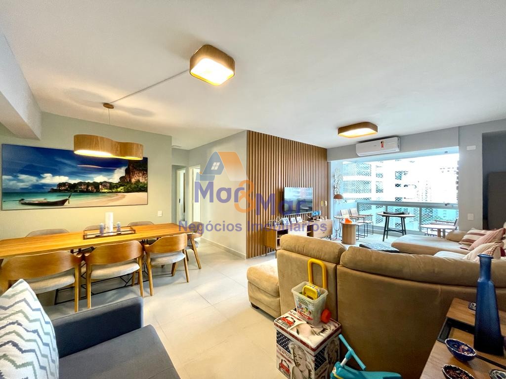 Apartamento na Praia das Pitangueiras, Guarujá - SP