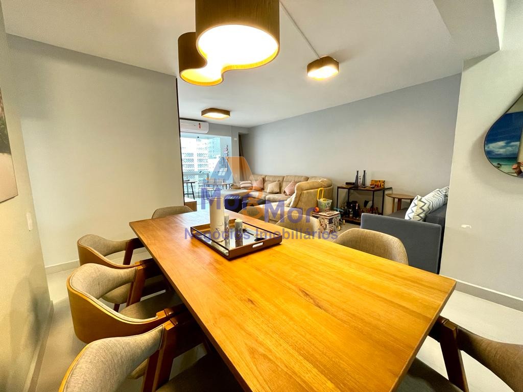 Apartamento na Praia das Pitangueiras, Guarujá - SP