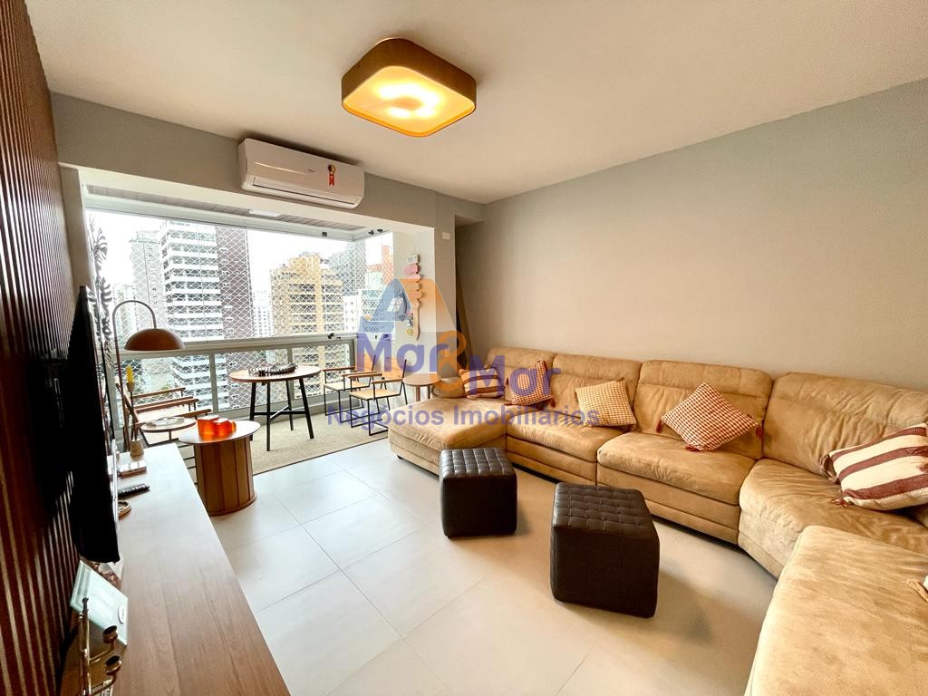 Apartamento na Praia das Pitangueiras, Guarujá - SP