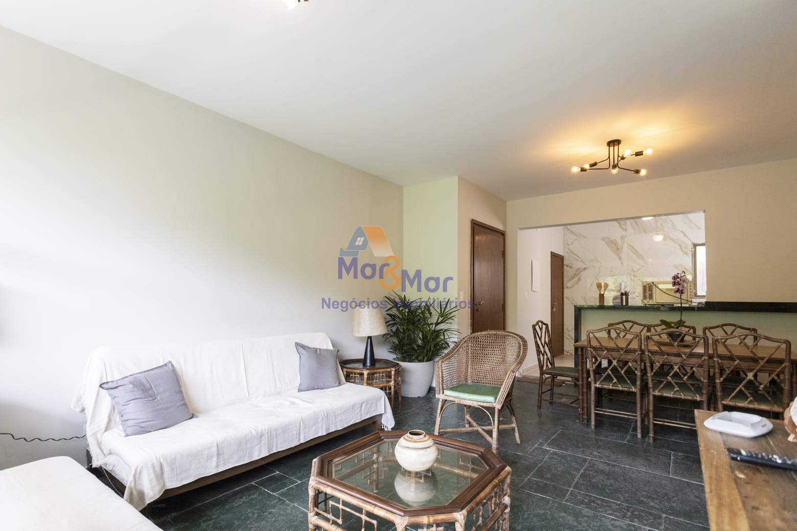 Apartamento GUARUJÁ - SP