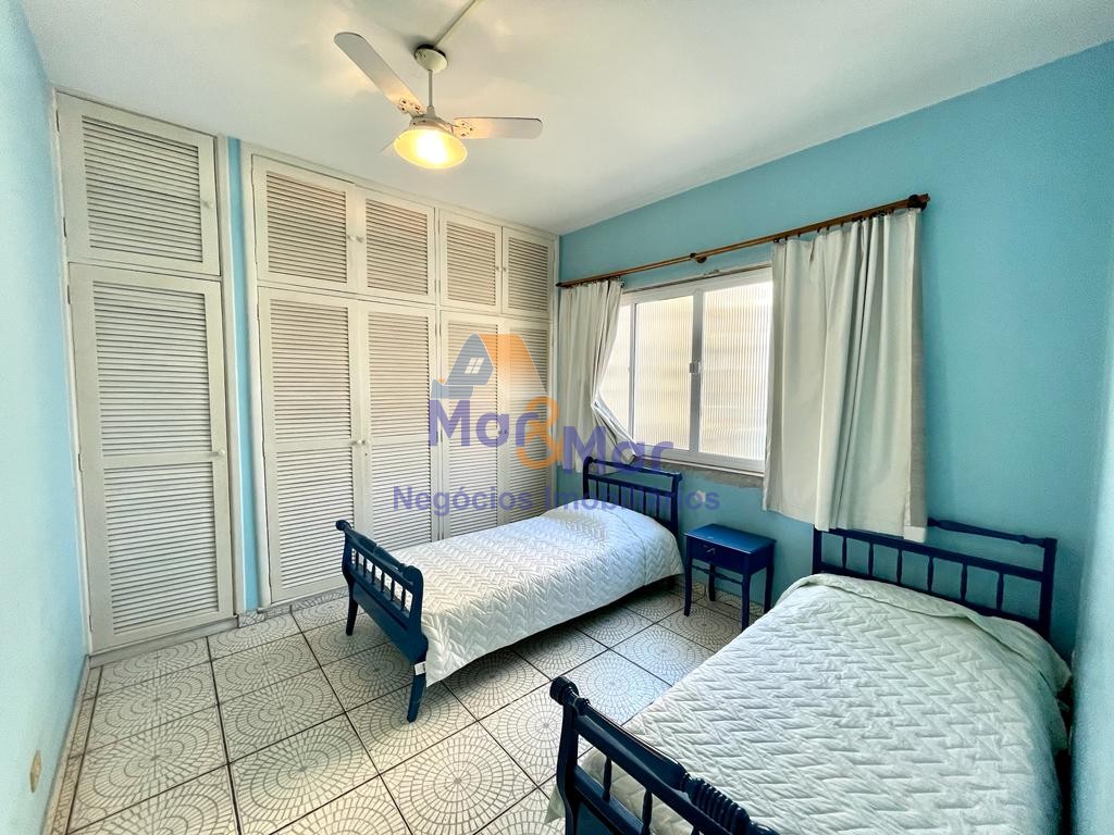 Apartamento na Praia das Pitangueiras, Guarujá - SP