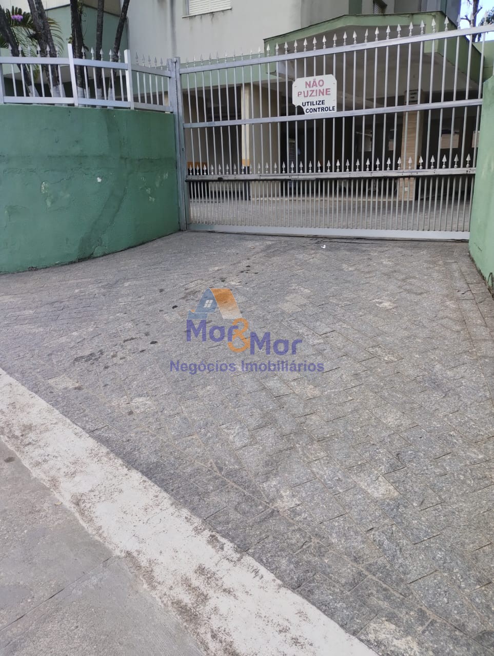 Apartamento na Praia da Enseada, Guarujá - SP