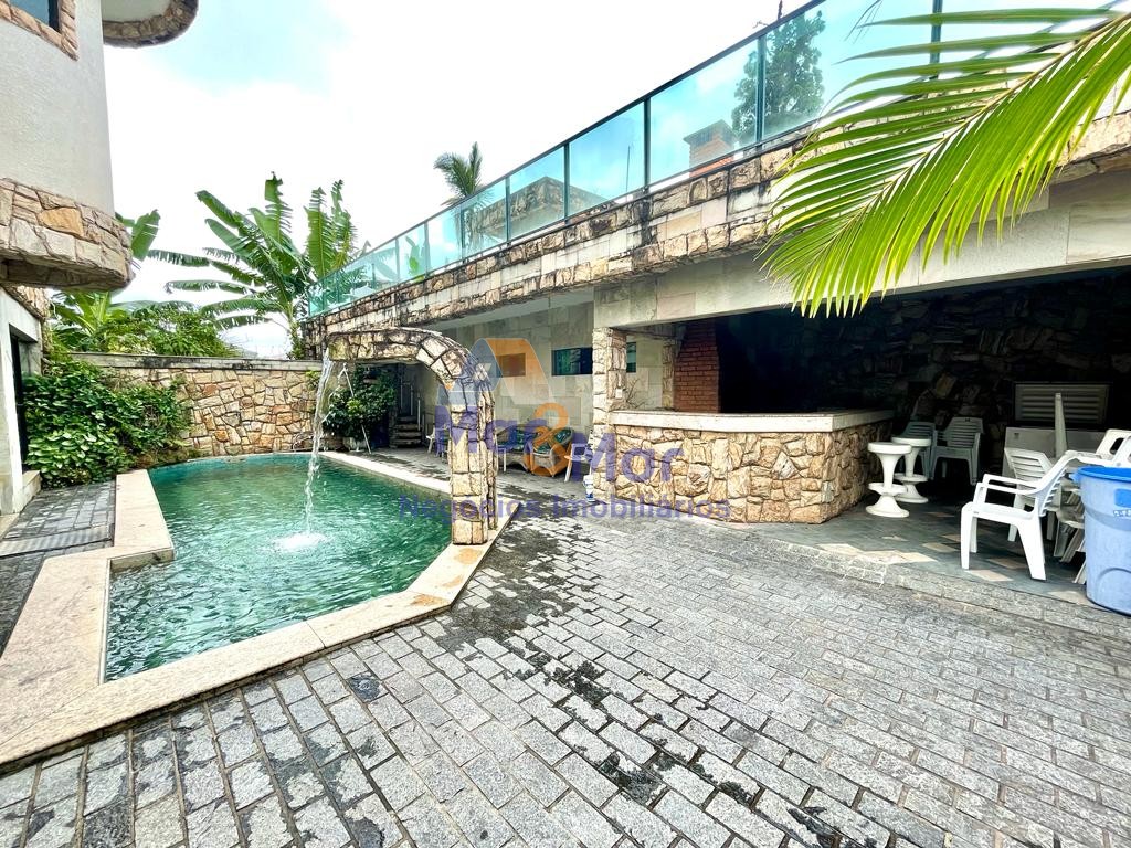 Casa em alvenaria GUARUJÁ - SP