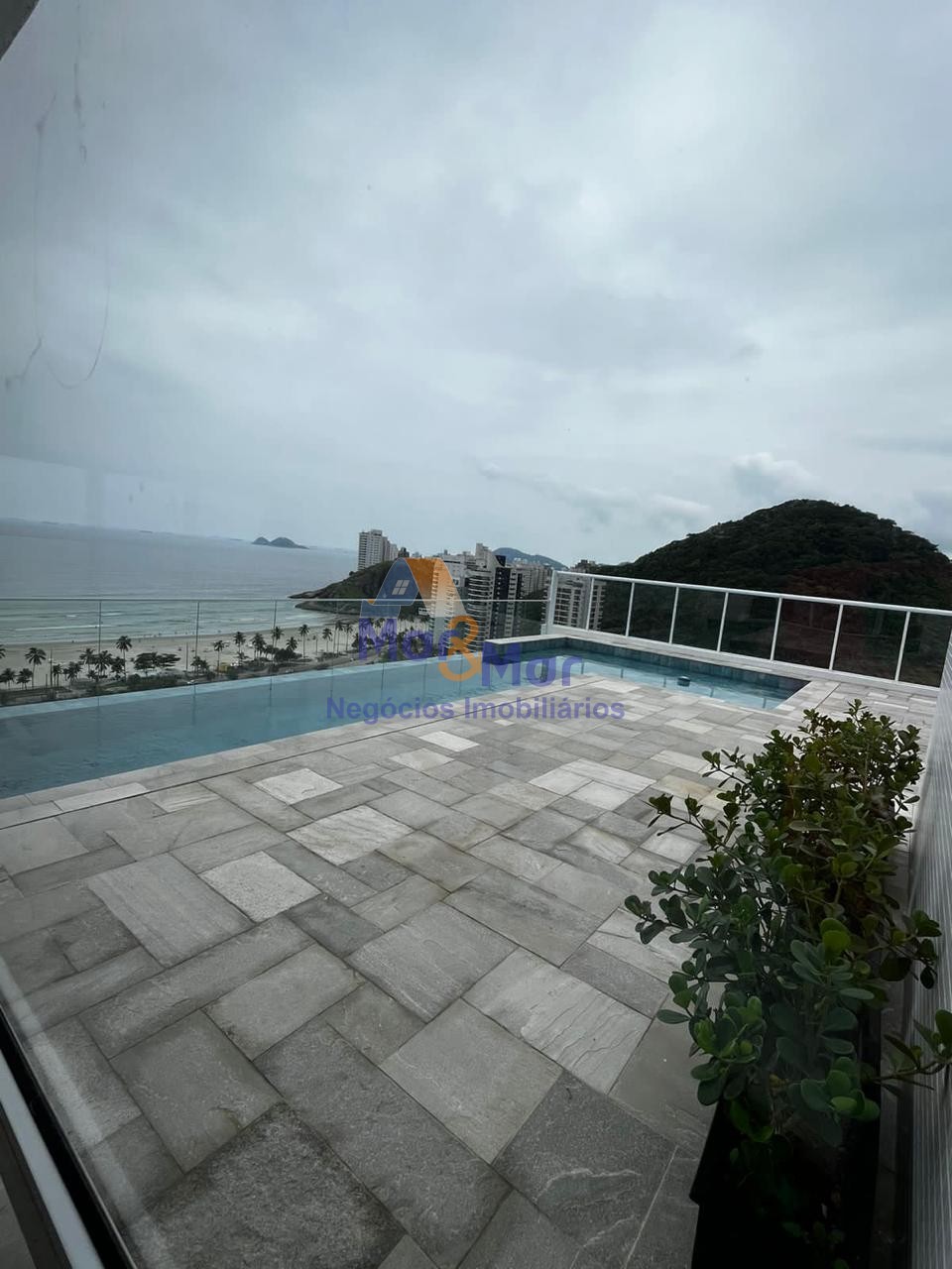 Apartamento GUARUJÁ - SP