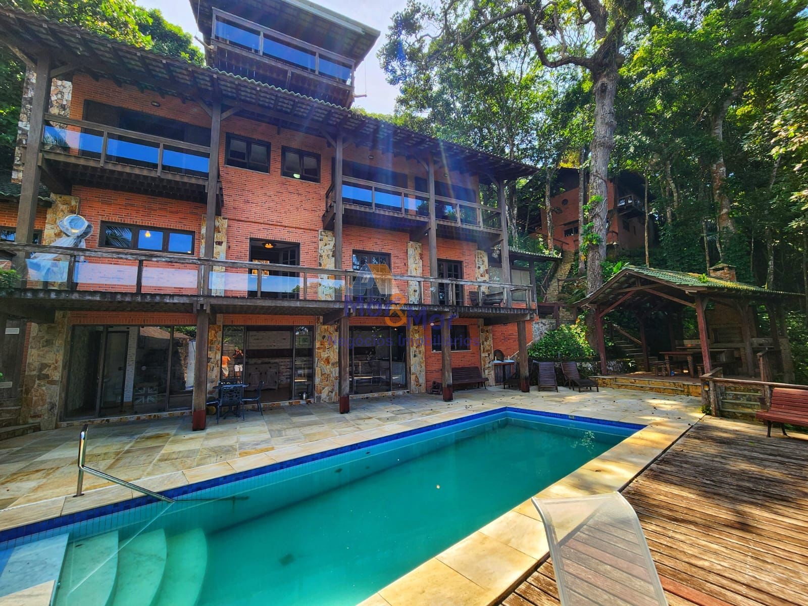 Casa em alvenaria GUARUJÁ - SP