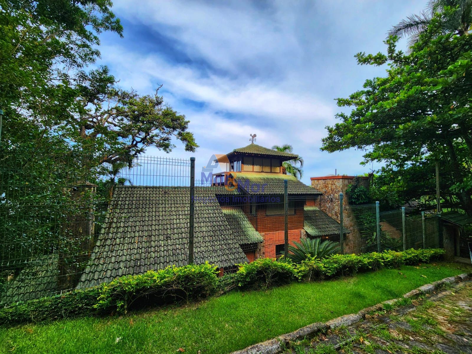 Casa em alvenaria GUARUJÁ - SP