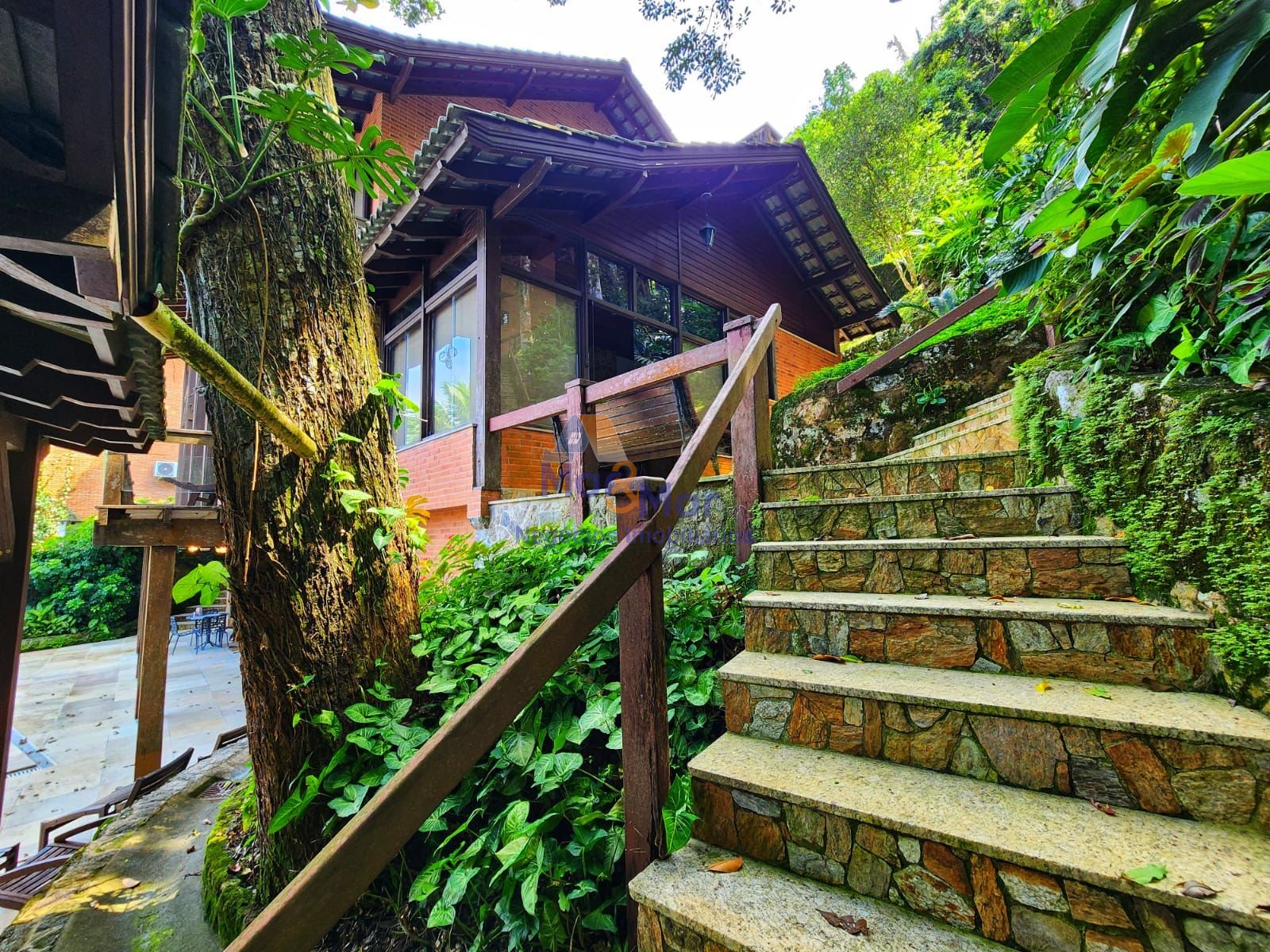 Casa em alvenaria GUARUJÁ - SP