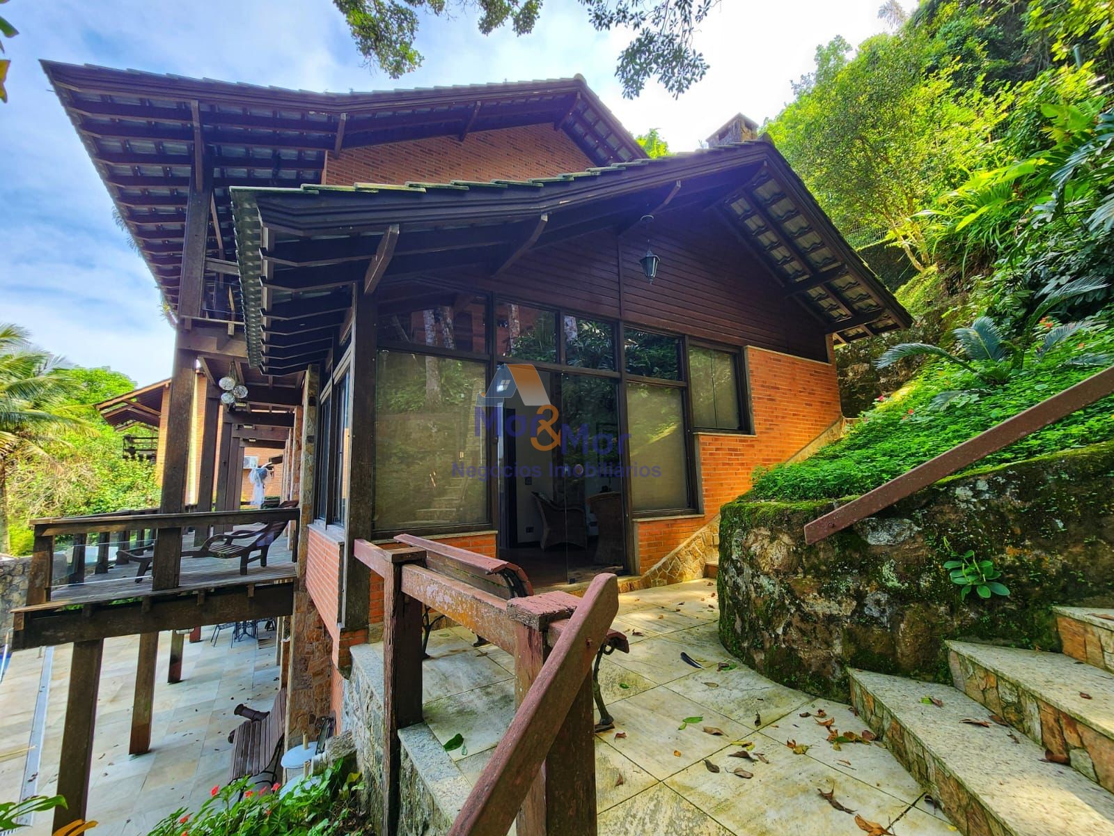 Casa em alvenaria GUARUJÁ - SP