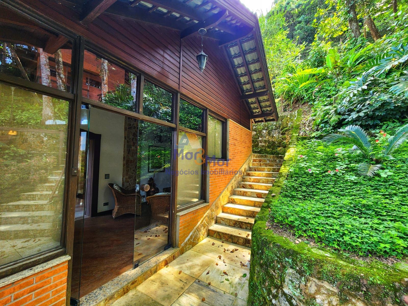 Casa em alvenaria GUARUJÁ - SP