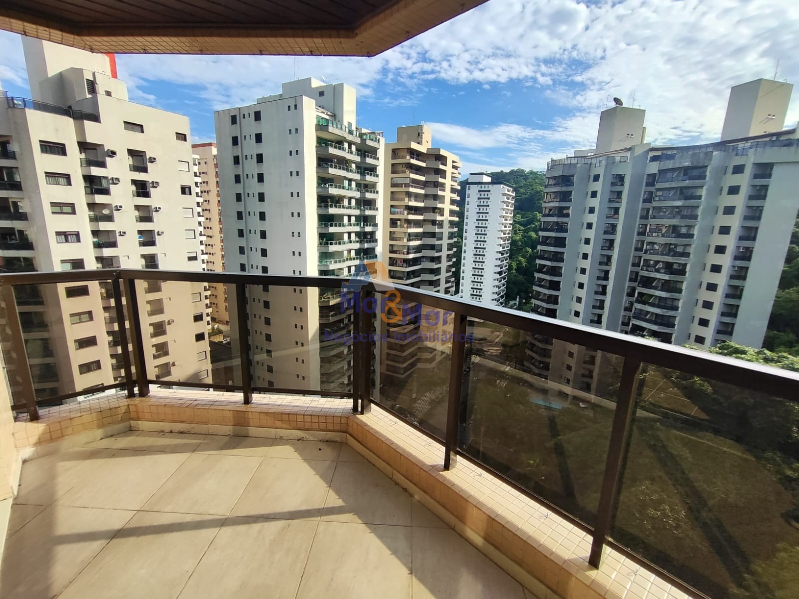 Apartamento GUARUJÁ - SP