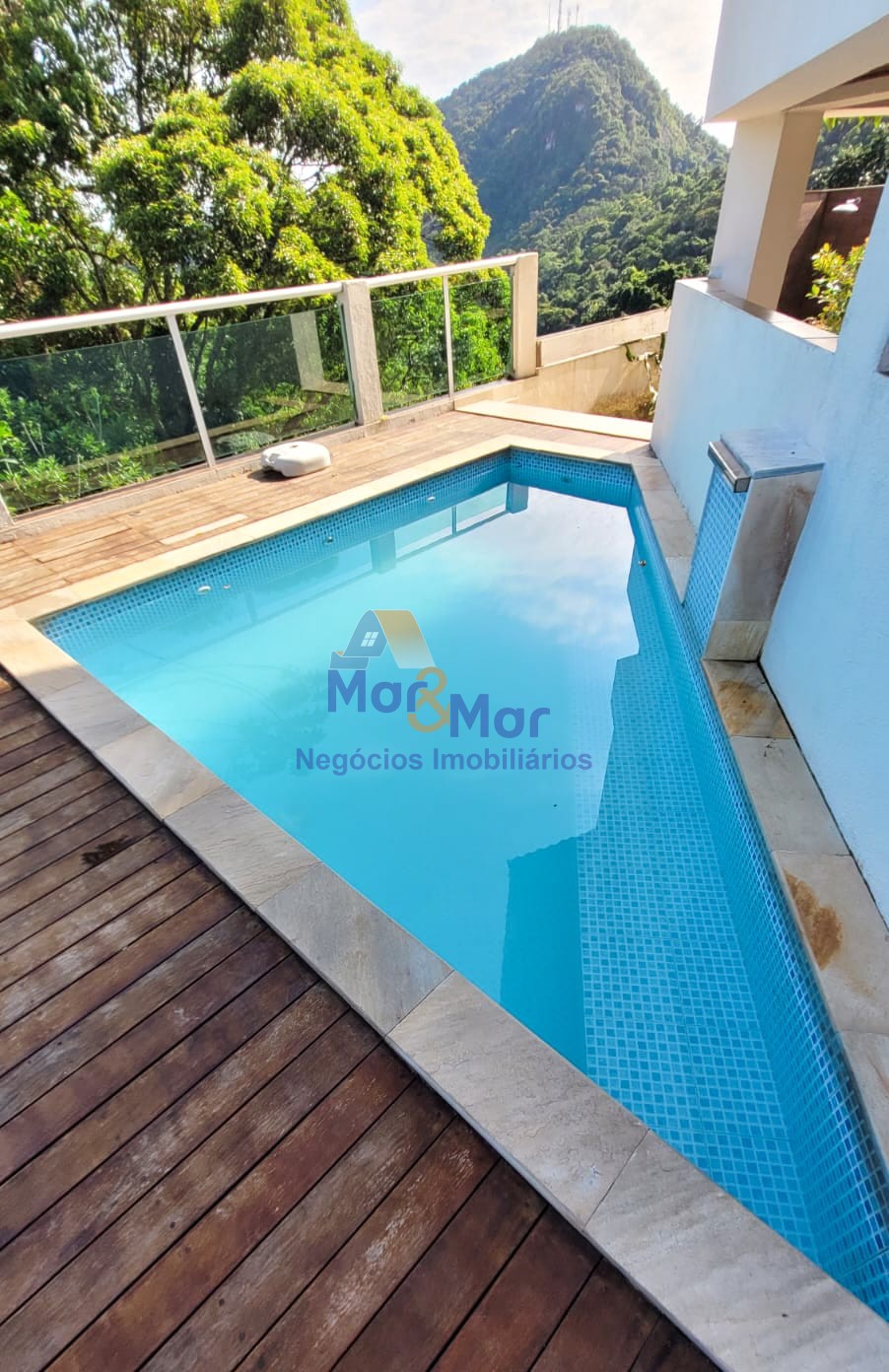 Casa em alvenaria GUARUJÁ - SP