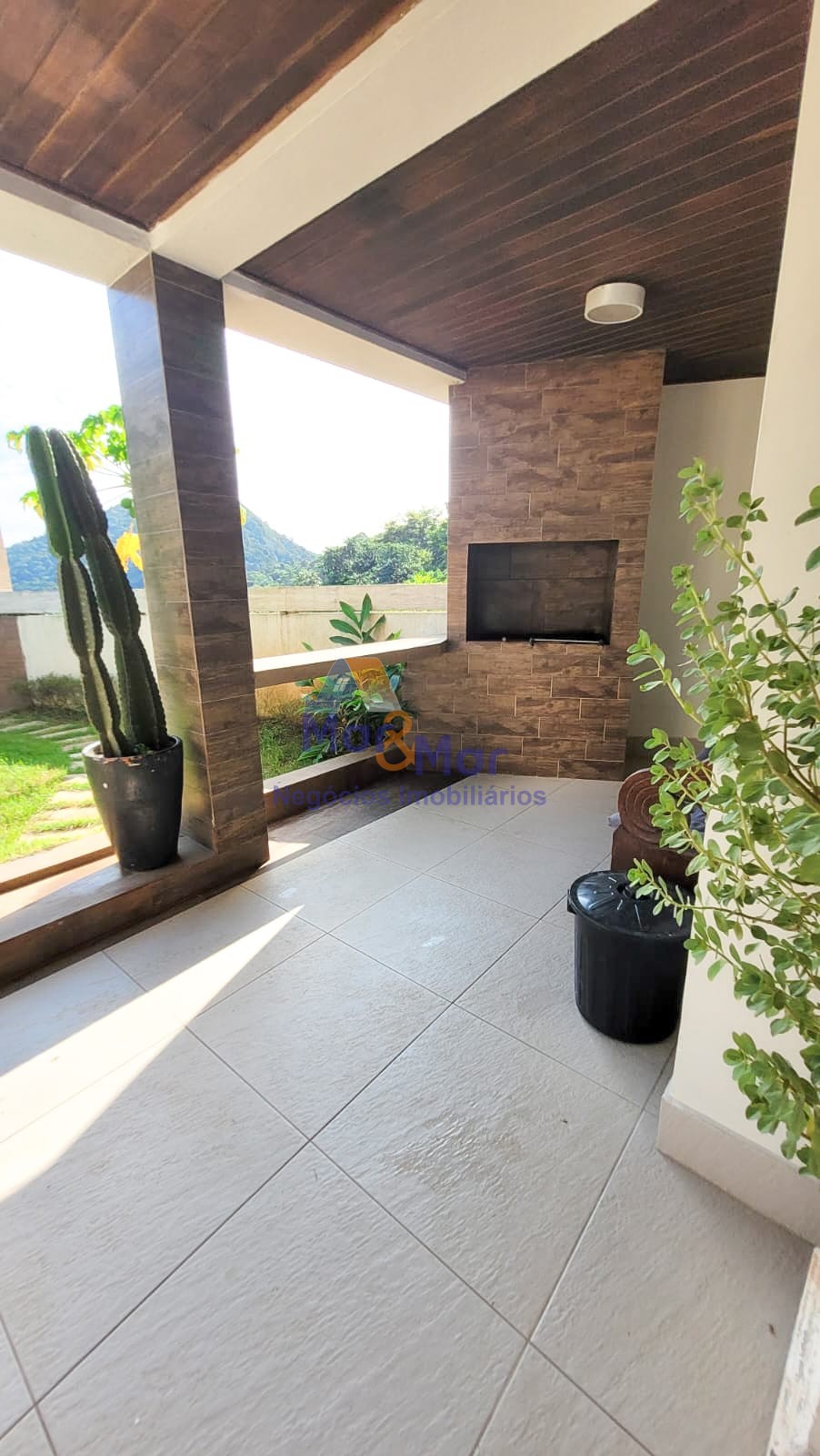 Casa em alvenaria GUARUJÁ - SP