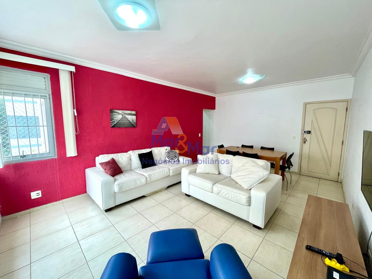 Apartamento na Praia das Pitangueiras, Guarujá - SP