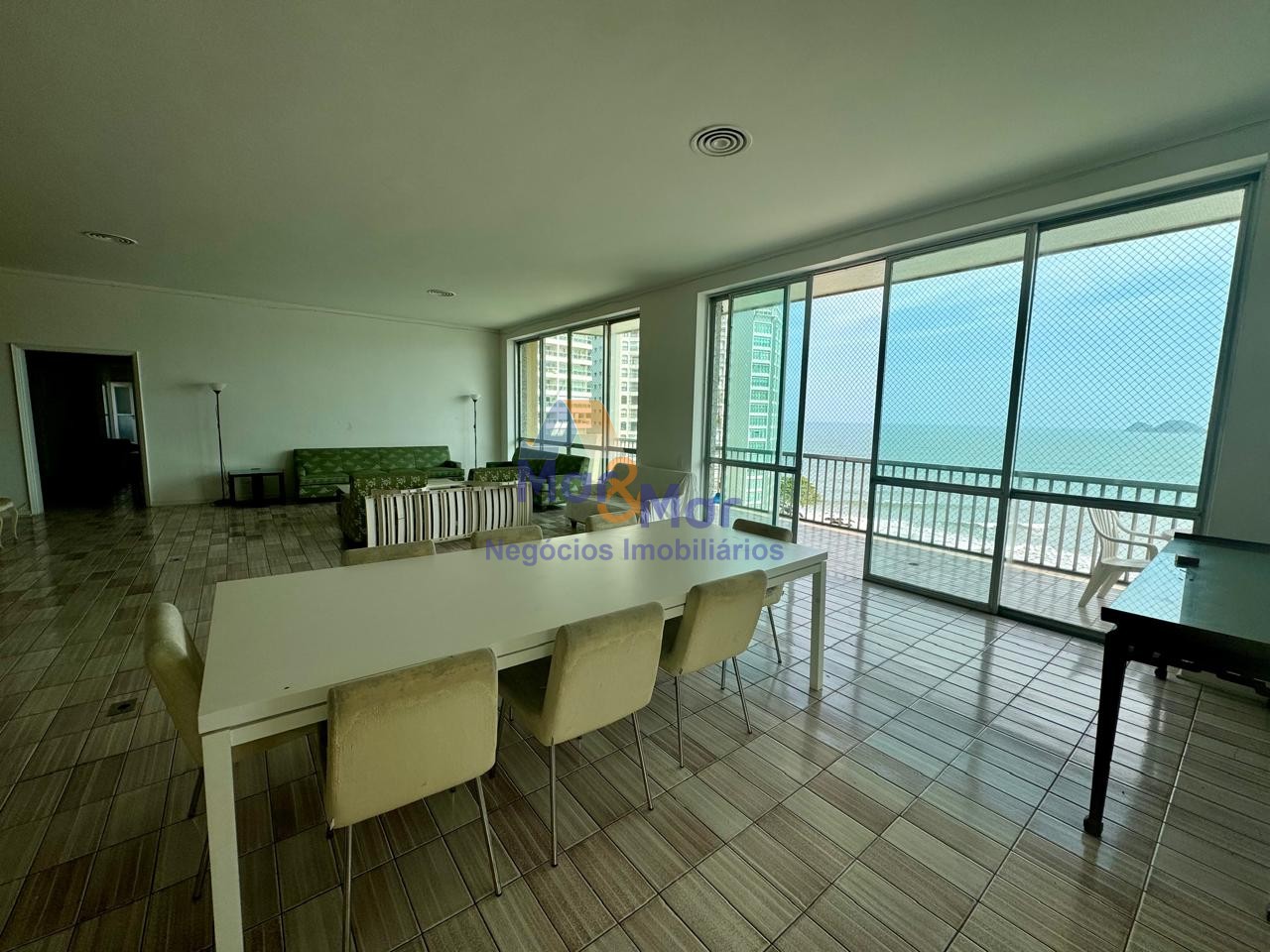 Apartamento GUARUJÁ - SP
