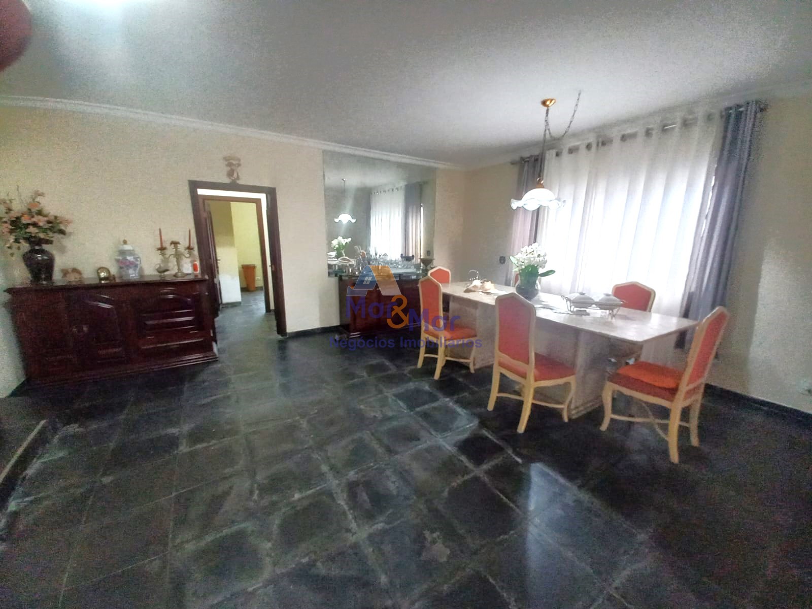 Casa em alvenaria GUARUJÁ - SP