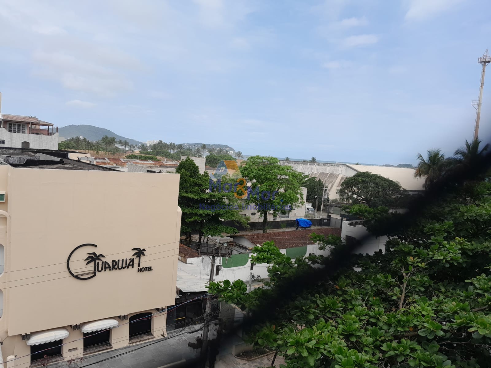 Apartamento na Praia da Enseada, Guarujá - SP