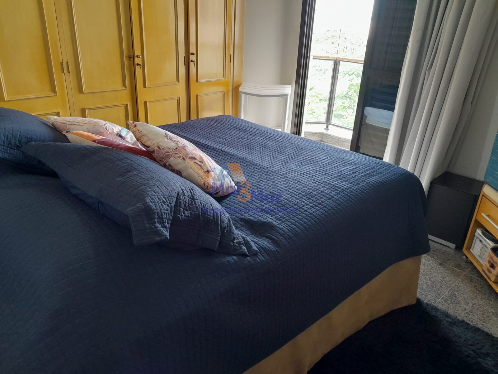 Apartamento na Praia da Enseada, Guarujá - SP