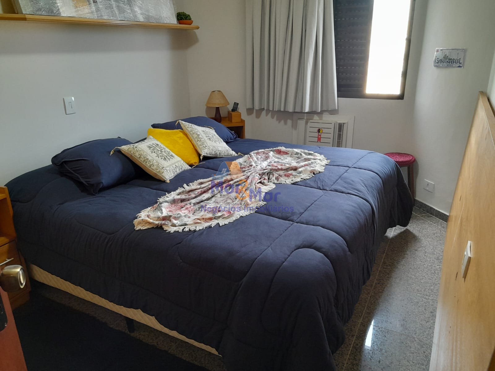 Apartamento na Praia da Enseada, Guarujá - SP