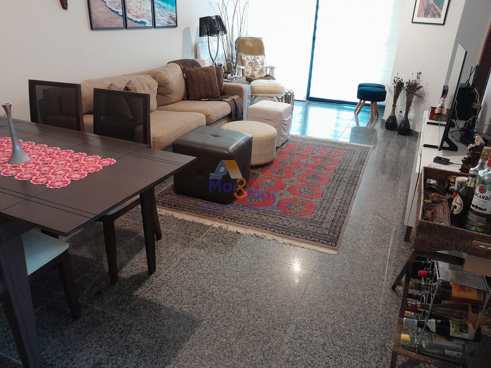 Apartamento na Praia da Enseada, Guarujá - SP