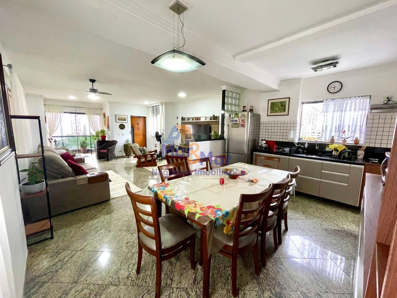 Apartamento GUARUJÁ - SP