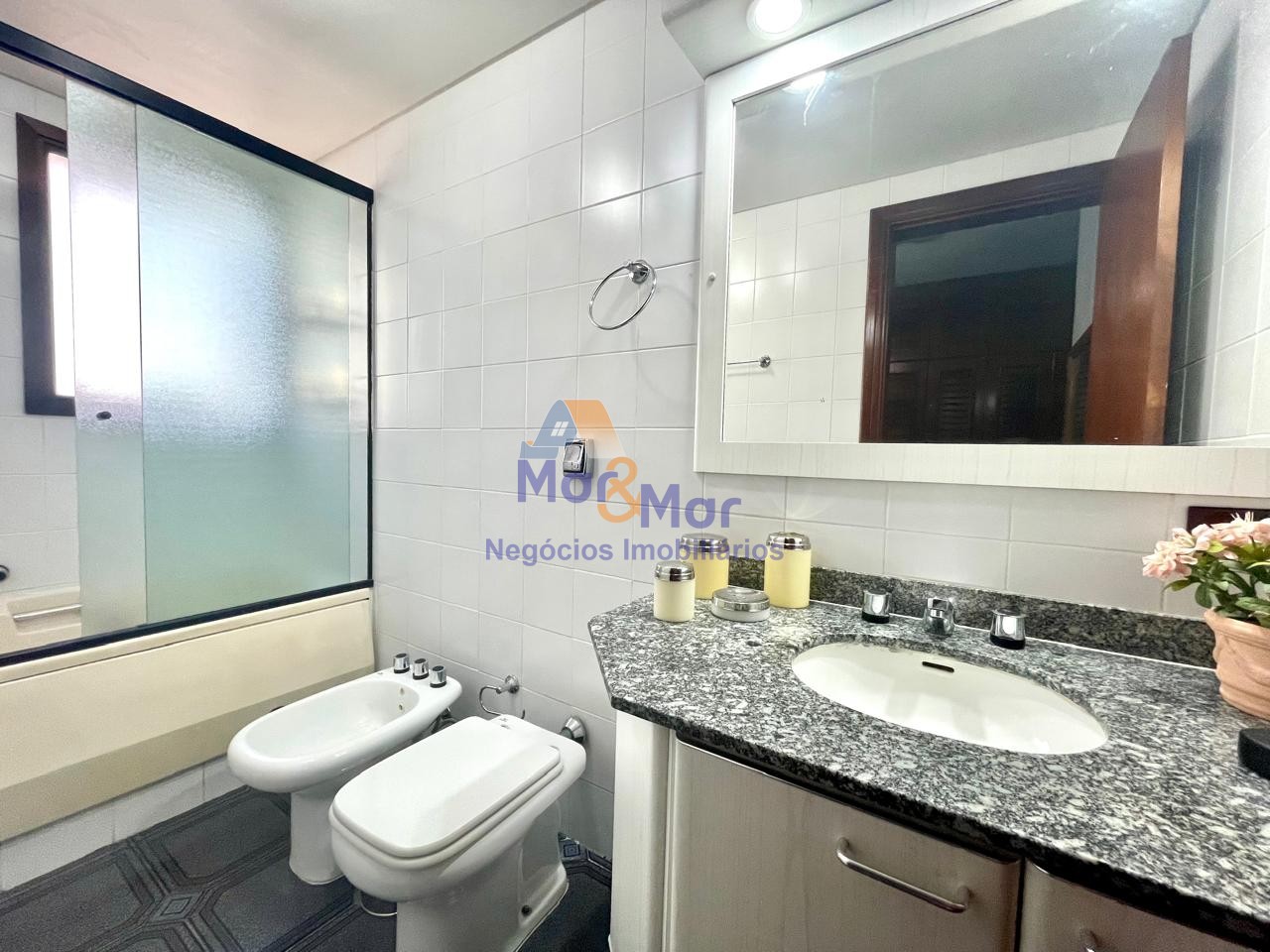 Apartamento GUARUJÁ - SP