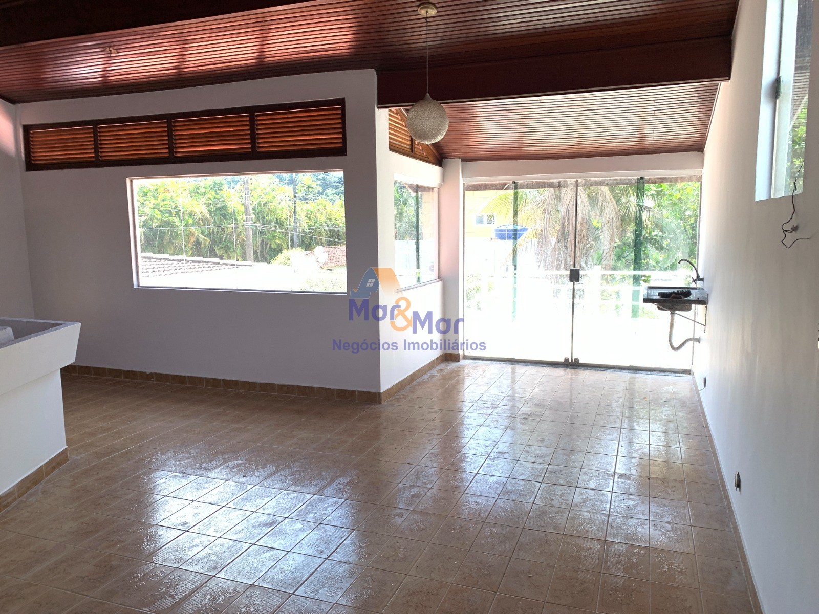 Casa em alvenaria GUARUJÁ - SP