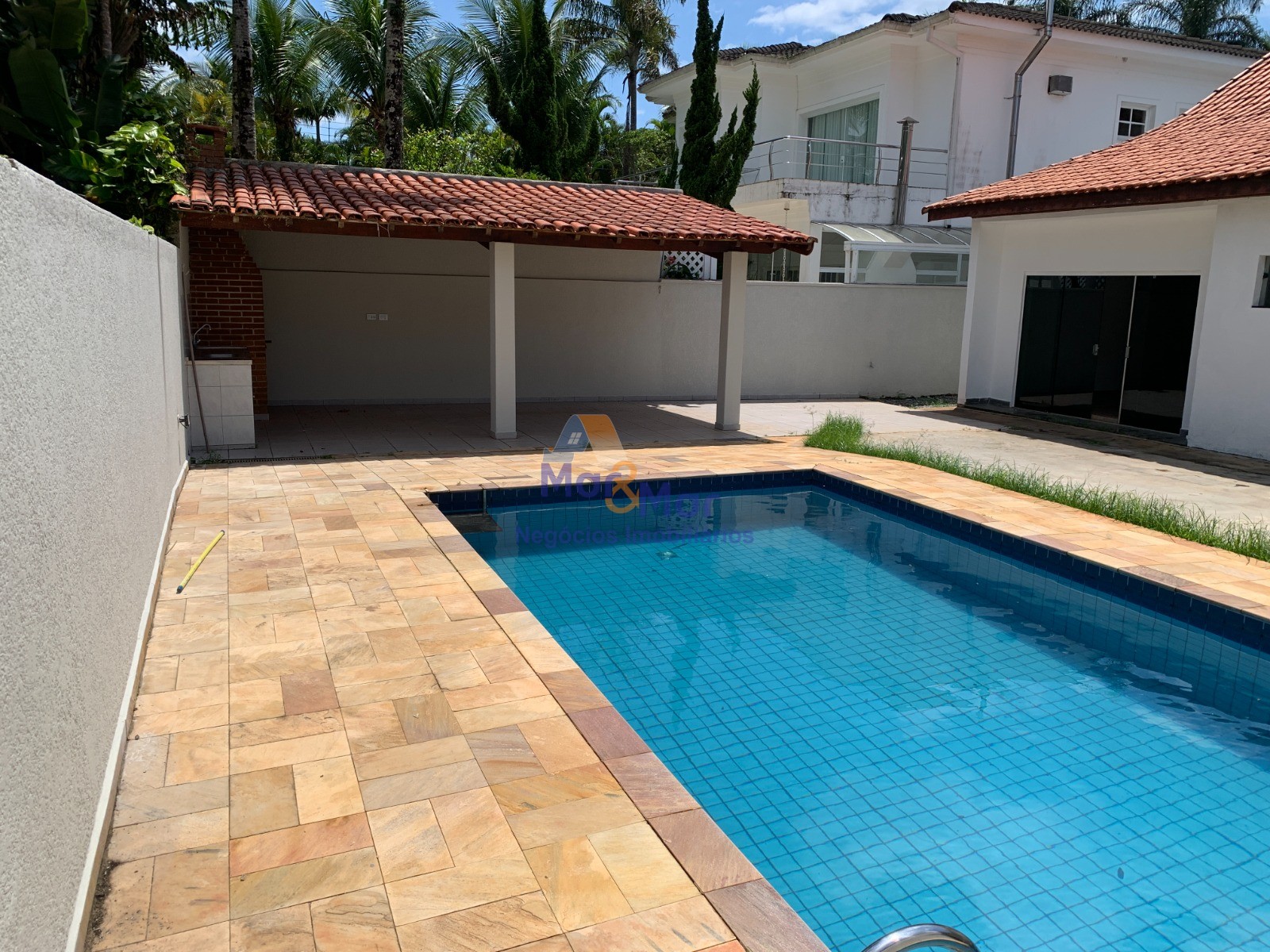 Casa em alvenaria GUARUJÁ - SP
